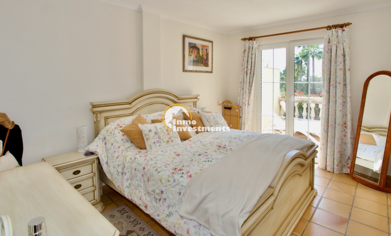 Resale - Apartment - Portals Nous - Calvià