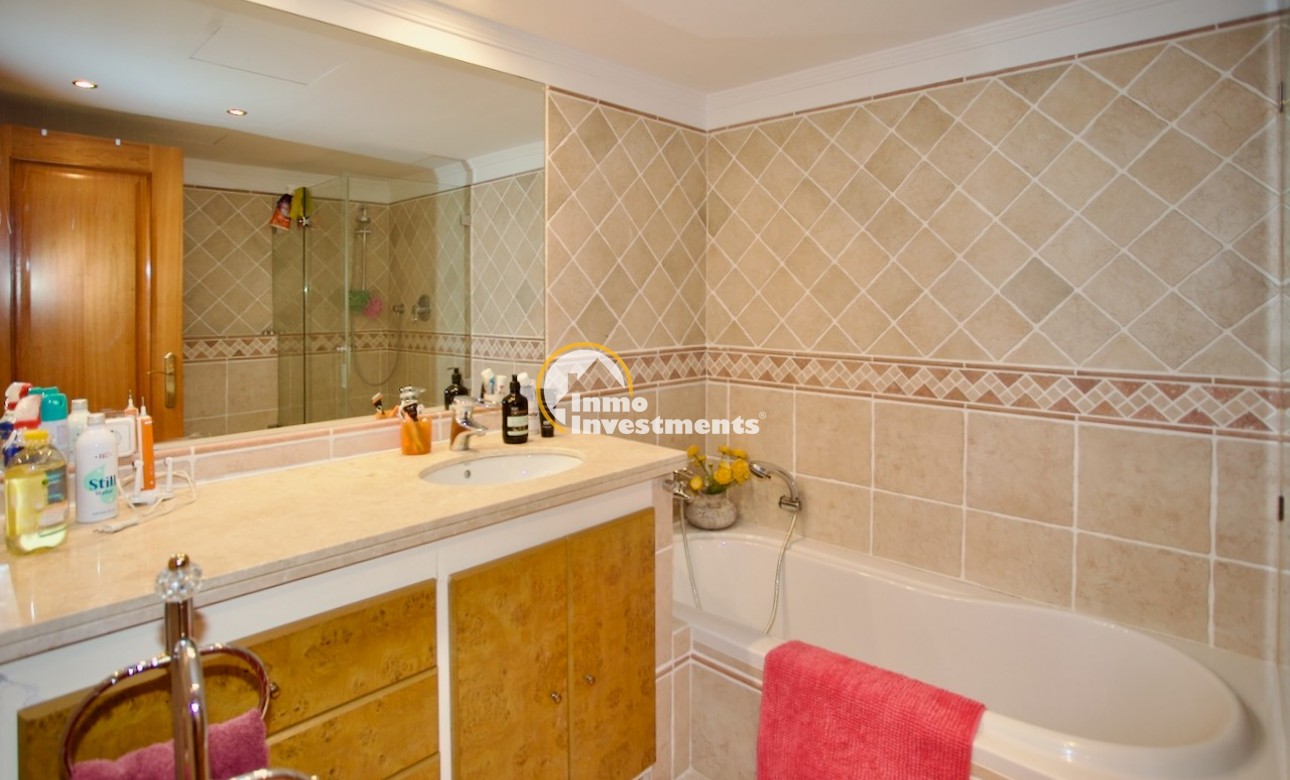 Resale - Apartment - Portals Nous - Calvià