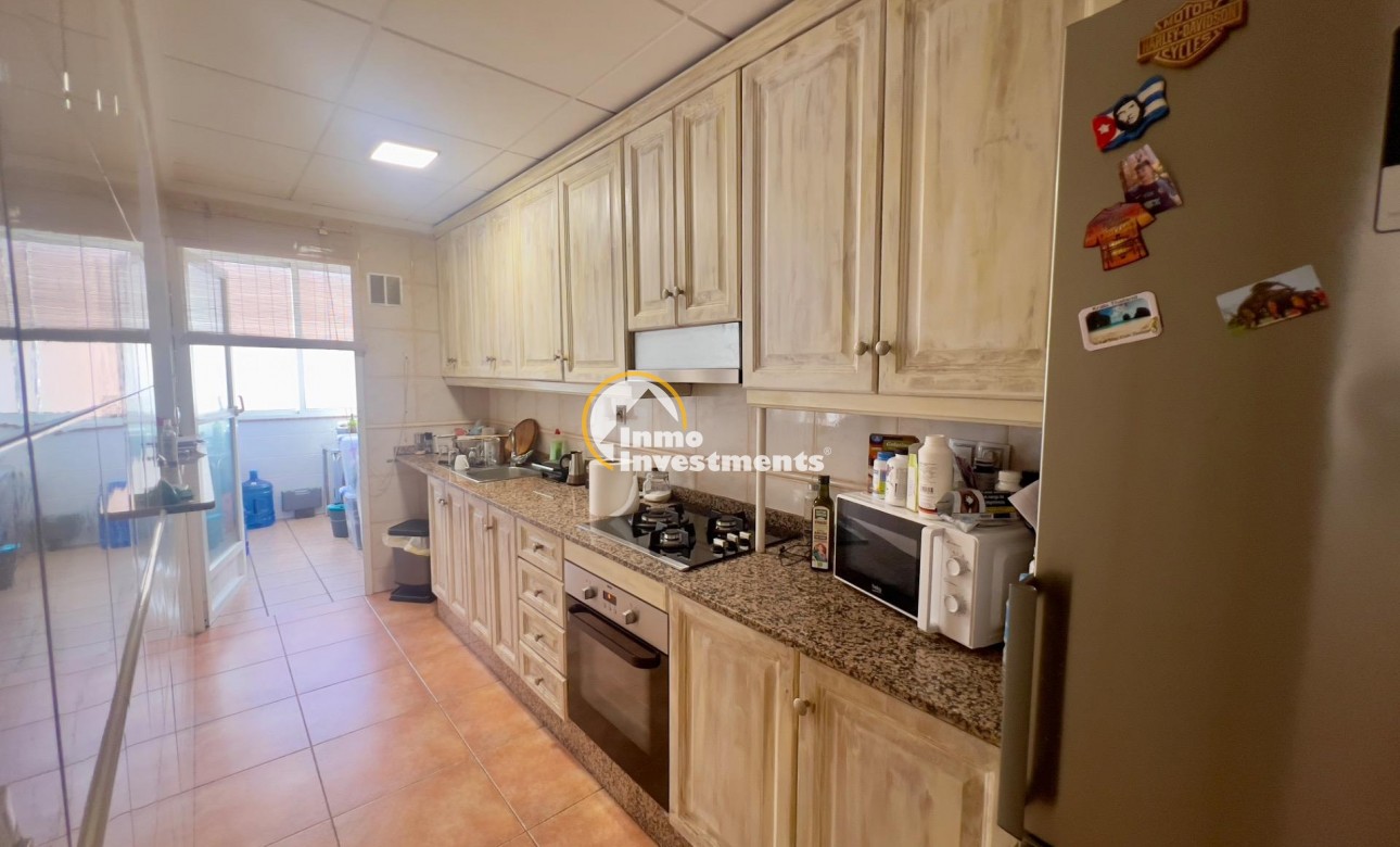 Resale - Apartment - Benejuzar - Comunidad valenciana