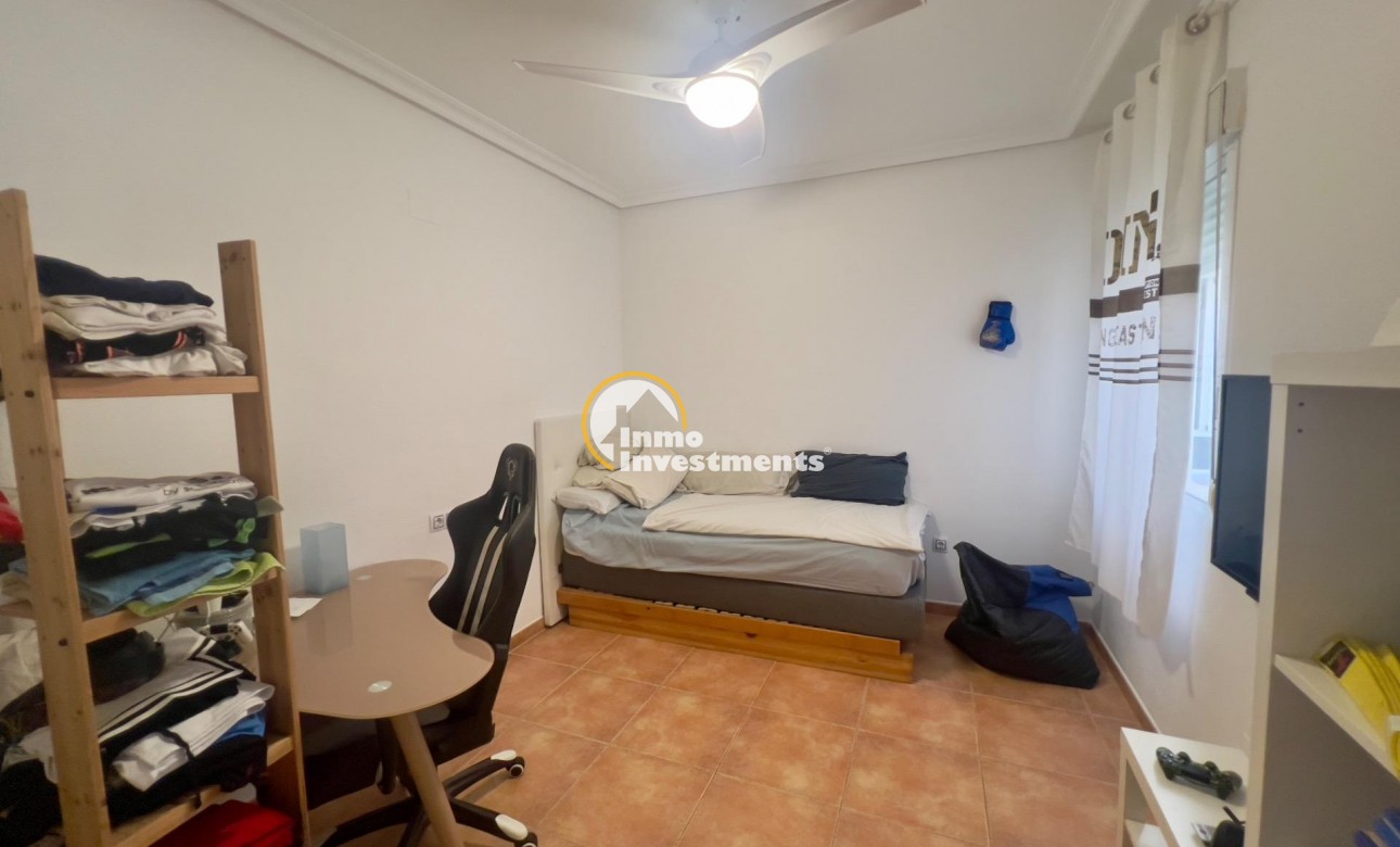 Resale - Apartment - Benejuzar - Comunidad valenciana