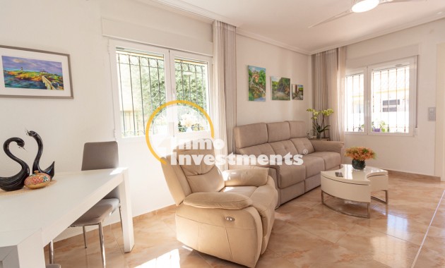 Resale - Semi detached villa - La Zenia