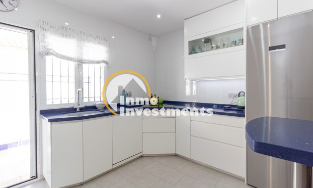 Resale - Semi detached villa - La Zenia