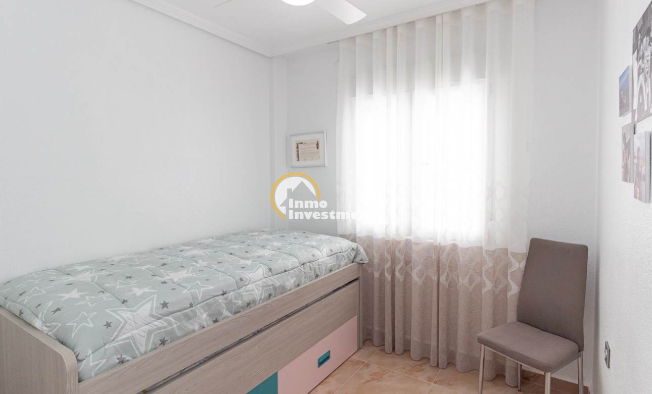 Resale - Semi detached villa - La Zenia