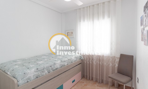 Resale - Semi detached villa - La Zenia