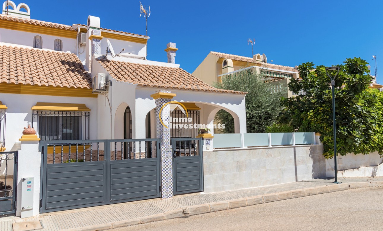 Resale - Semi detached villa - La Zenia