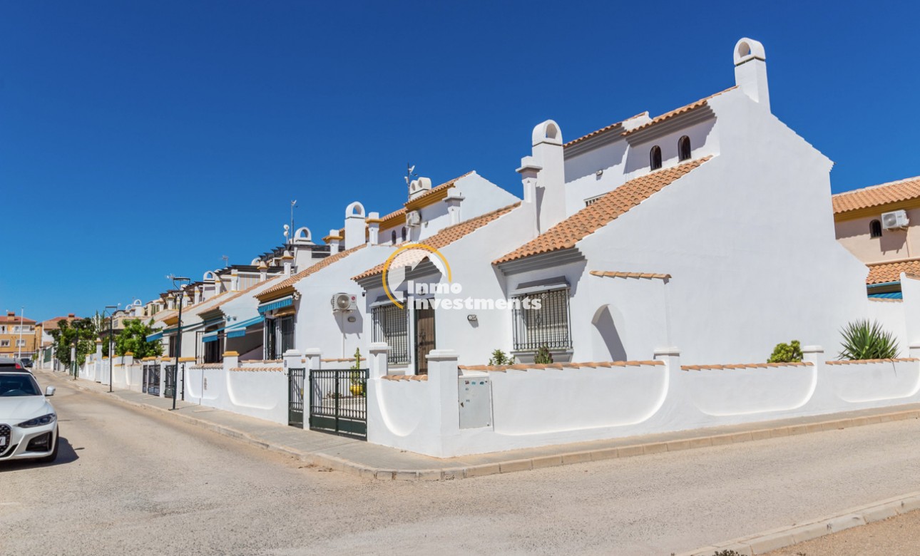 Resale - Semi detached villa - La Zenia