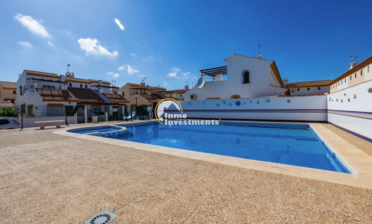 Resale - Semi detached villa - La Zenia