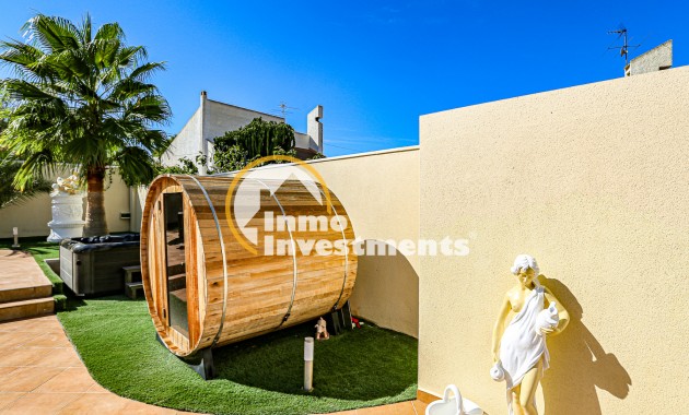 Resale - Villa - San Miguel de Salinas - Las Communicaciones