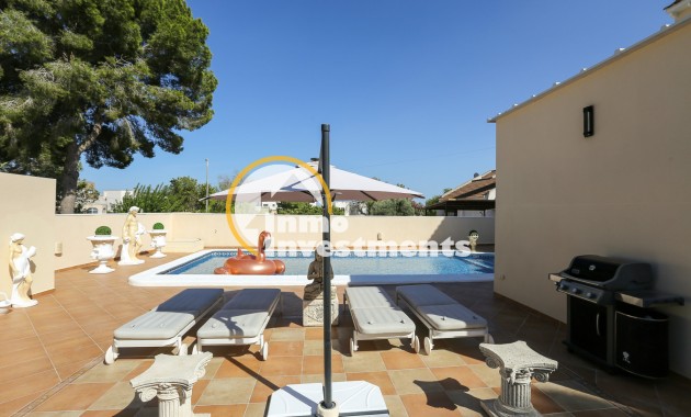 Resale - Villa - San Miguel de Salinas - Las Communicaciones