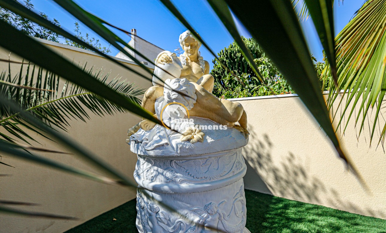 Resale - Villa - San Miguel de Salinas - Las Communicaciones