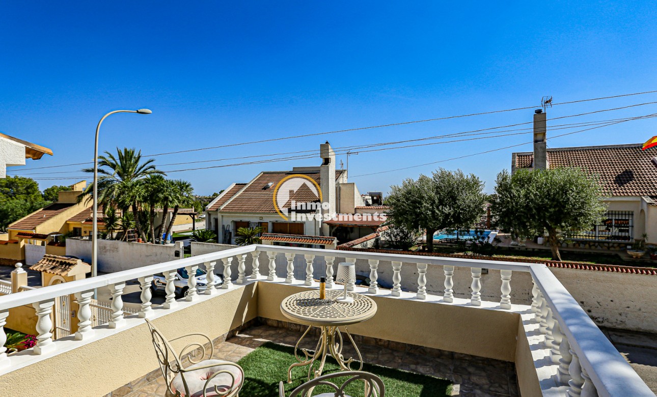 Resale - Villa - San Miguel de Salinas - Las Communicaciones