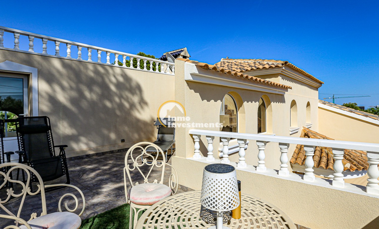 Resale - Villa - San Miguel de Salinas - Las Communicaciones