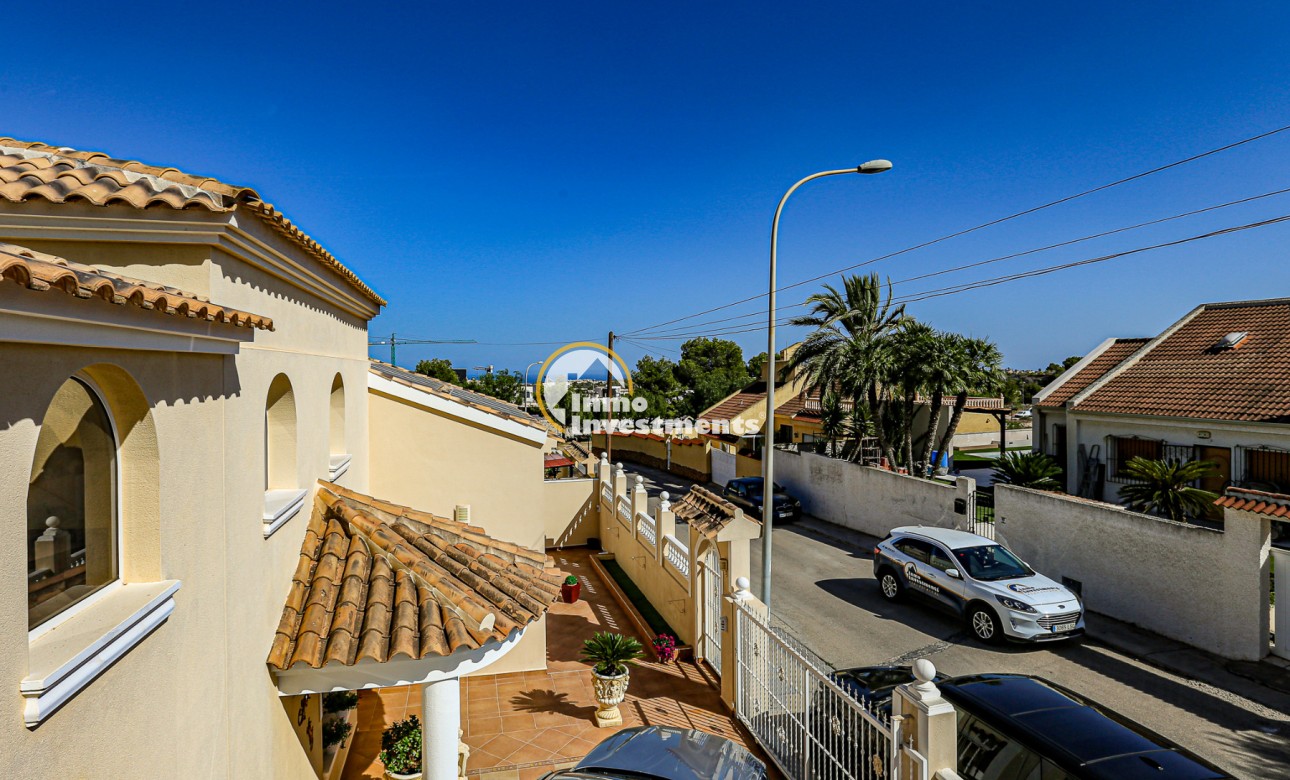 Resale - Villa - San Miguel de Salinas - Las Communicaciones