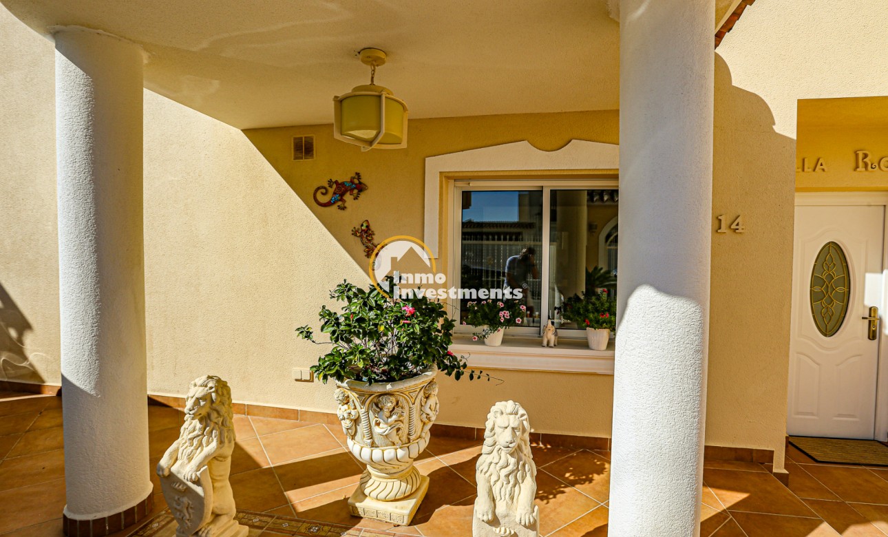 Resale - Villa - San Miguel de Salinas - Las Communicaciones