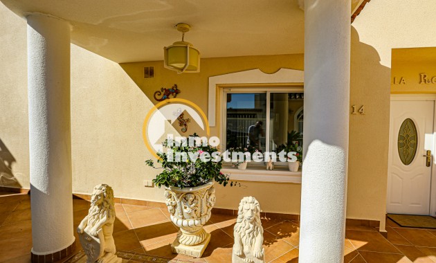 Resale - Villa - San Miguel de Salinas - Las Communicaciones