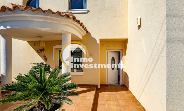 Resale - Villa - San Miguel de Salinas - Las Communicaciones