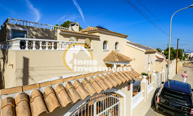 Resale - Villa - San Miguel de Salinas - Las Communicaciones