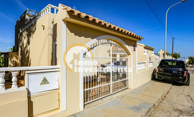 Resale - Villa - San Miguel de Salinas - Las Communicaciones