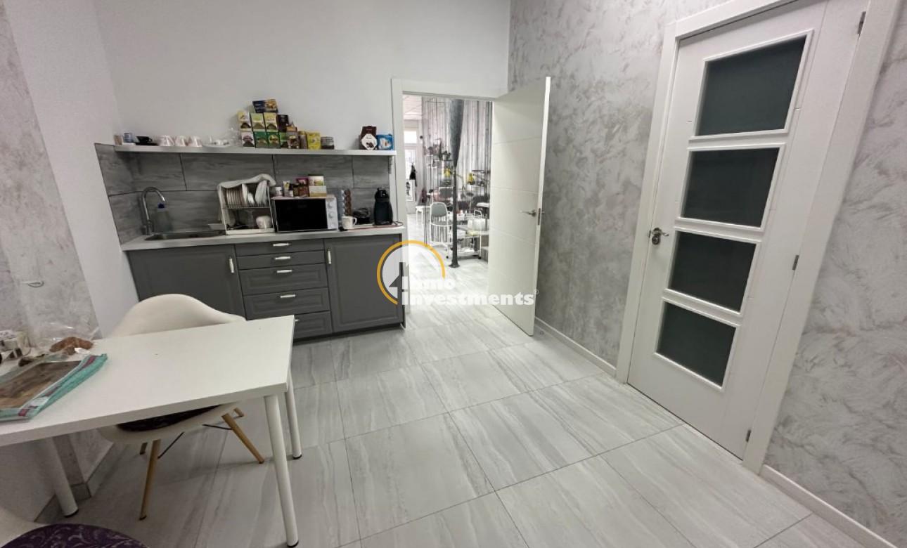 Till salu - Kommersiell - La Zenia