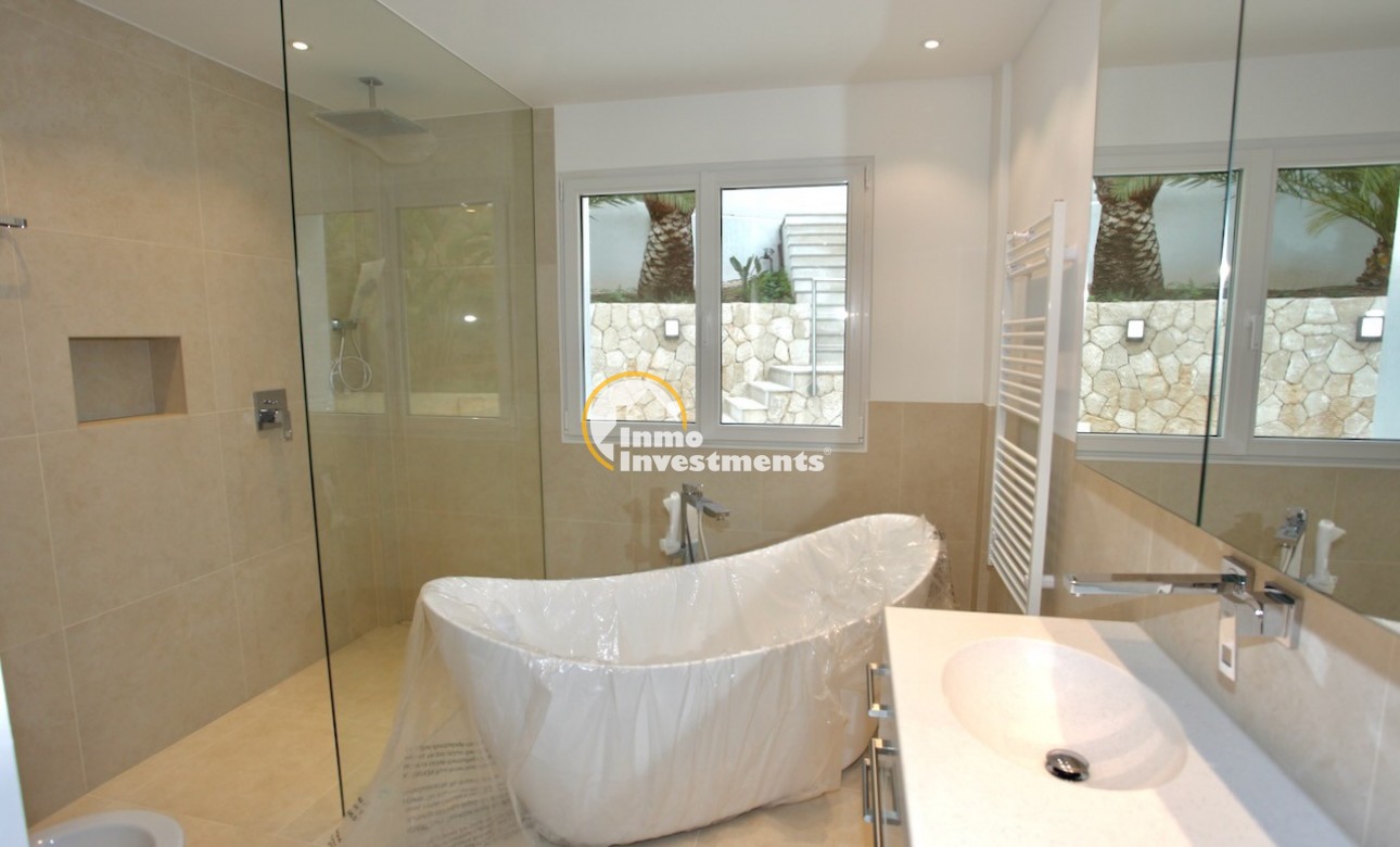 Resale - Villa - Costa d'en Blanes - Calvià