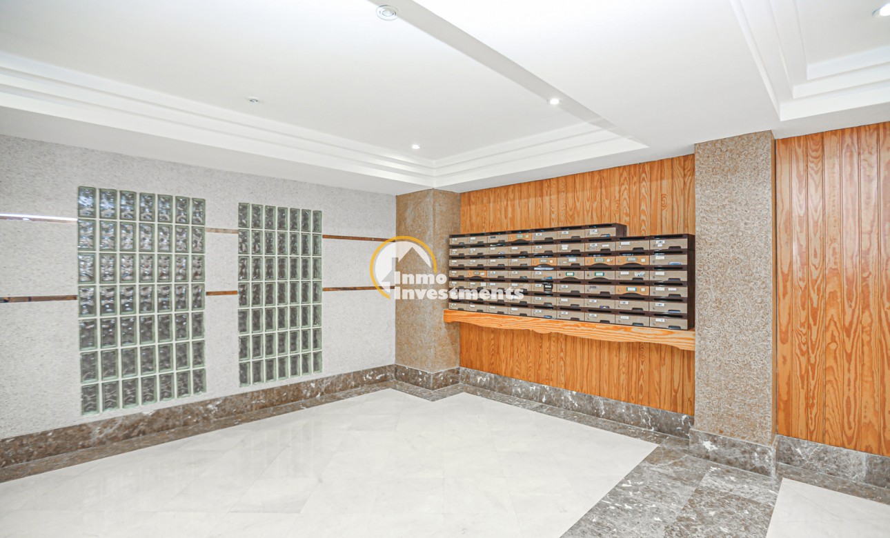 Resale - Apartment - La Mata