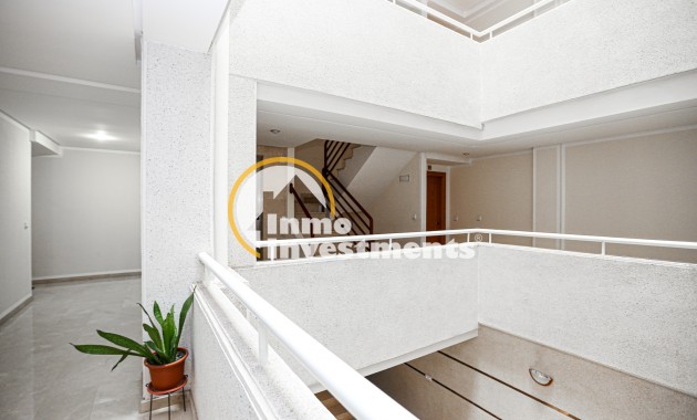 Resale - Apartment - La Mata