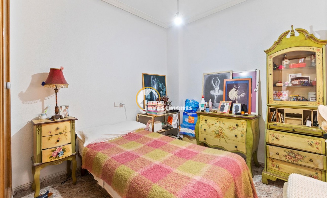 Resale - Apartment - Torrevieja - Centro