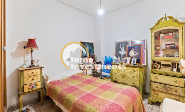 Resale - Apartment - Torrevieja - Centro