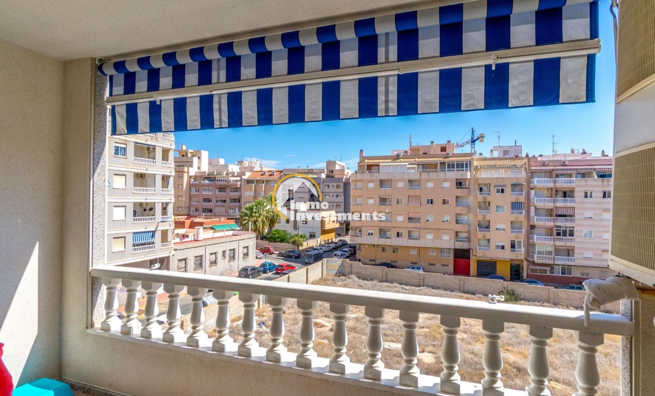 Resale - Apartment - Torrevieja - Centro