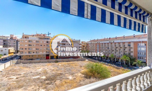 Resale - Apartment - Torrevieja - Centro