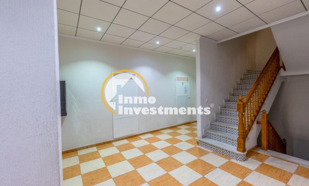 Resale - Apartment - Torrevieja - Centro