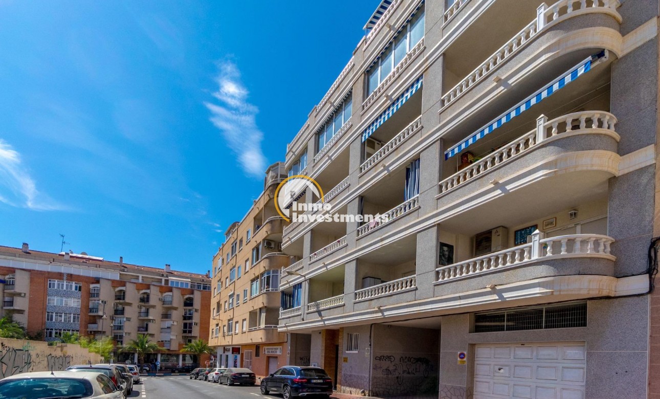Resale - Apartment - Torrevieja - Centro