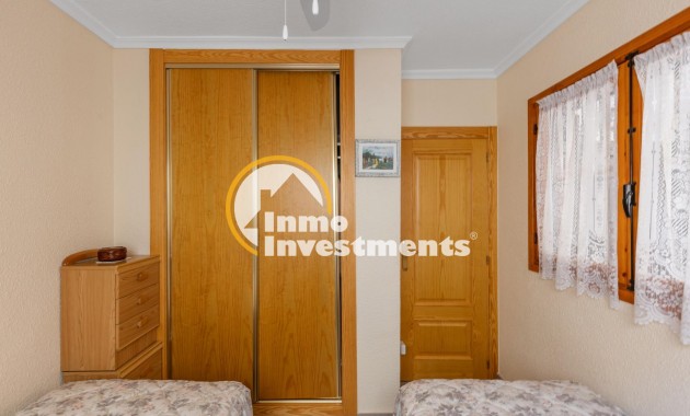 Reventa - Chalet independiente - Torrevieja