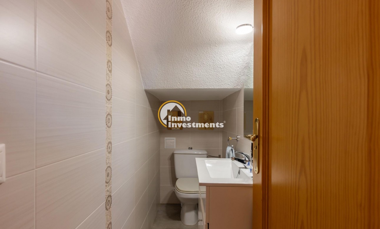 Reventa - Chalet independiente - Torrevieja