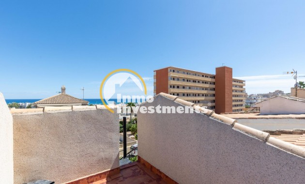 Reventa - Chalet independiente - Torrevieja