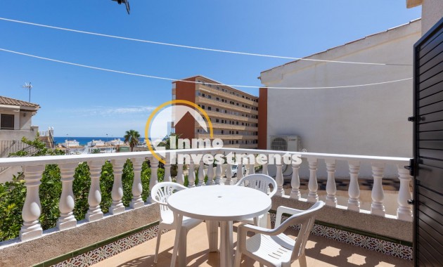 Reventa - Chalet independiente - Torrevieja