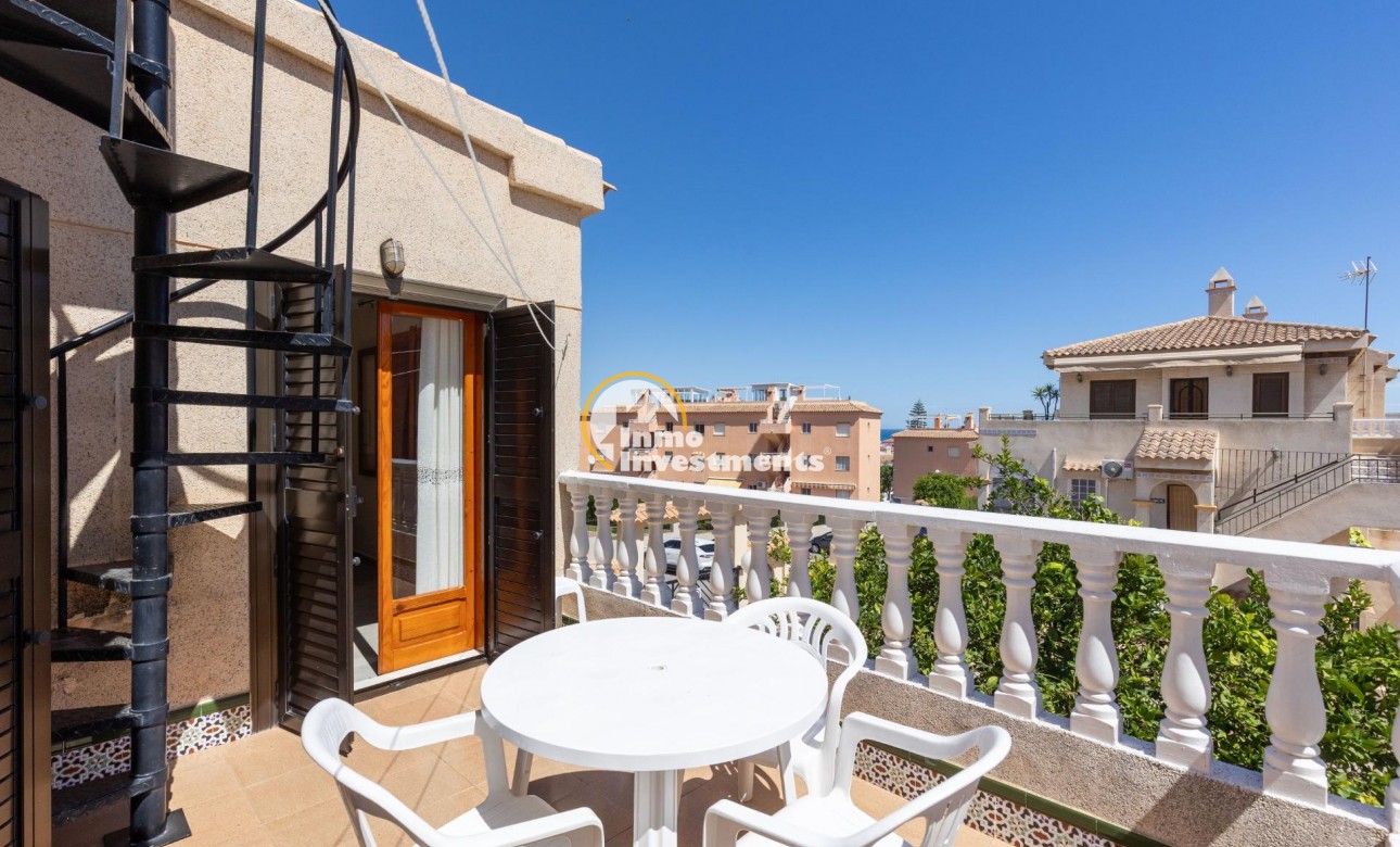 Reventa - Chalet independiente - Torrevieja