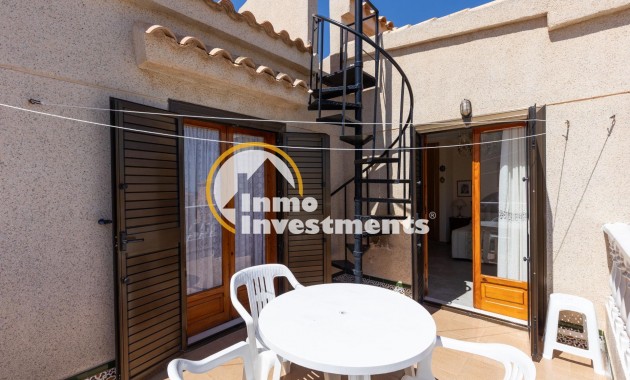 Reventa - Chalet independiente - Torrevieja