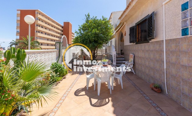 Reventa - Chalet independiente - Torrevieja