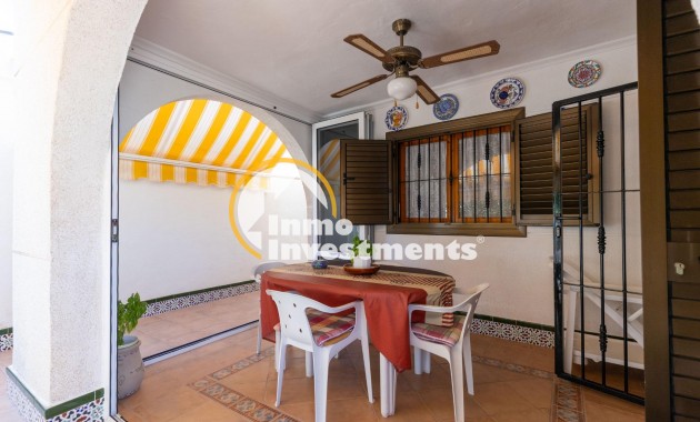 Reventa - Chalet independiente - Torrevieja