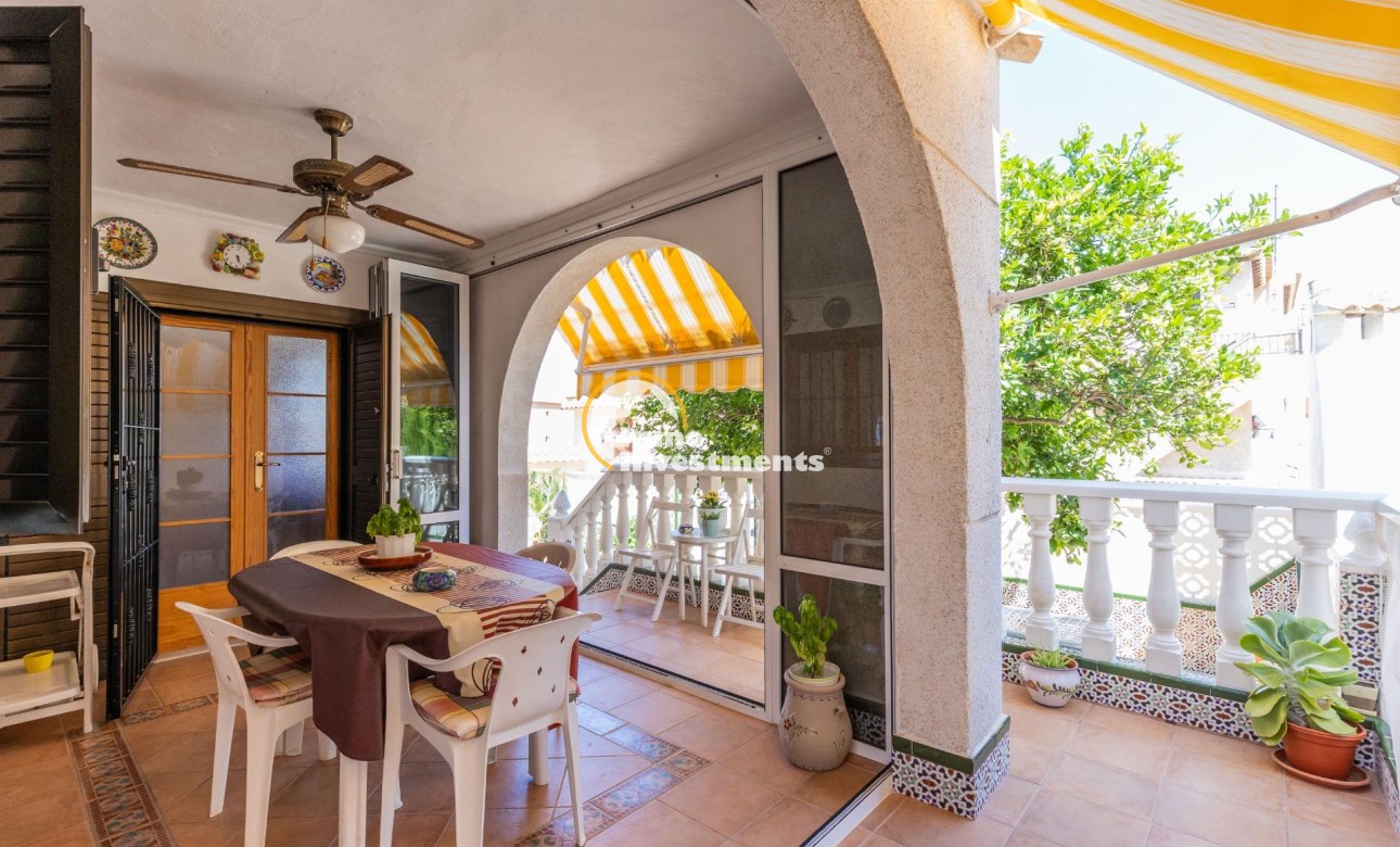 Reventa - Chalet independiente - Torrevieja