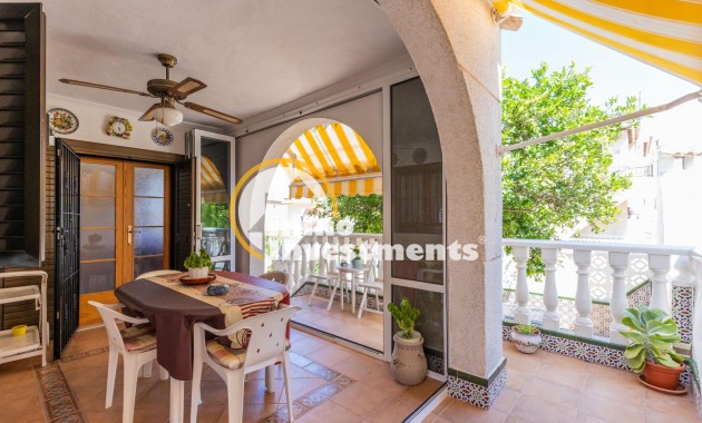 Reventa - Chalet independiente - Torrevieja