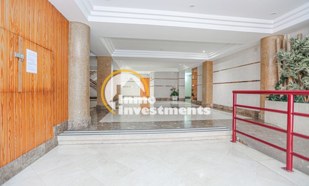 Resale - Apartment - La Mata