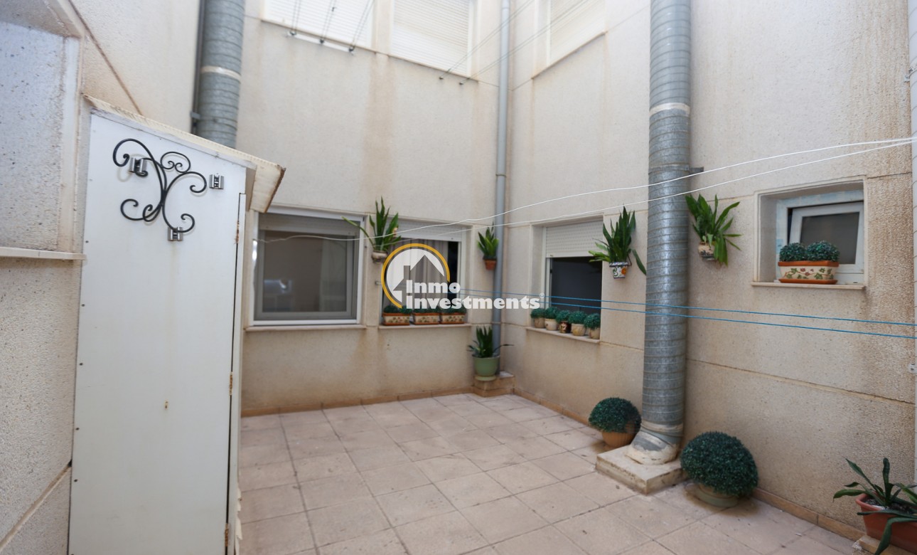 Resale - Apartment - La Mata