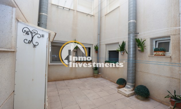 Resale - Apartment - La Mata