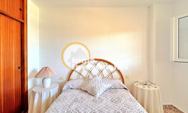 Gebrauchtimmobilien - Apartment - Punta Prima - Strandseite