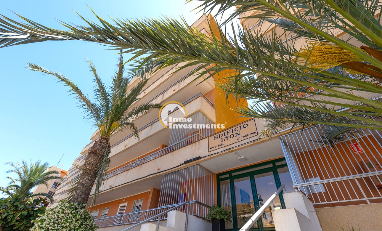 Gebrauchtimmobilien - Apartment - Punta Prima - Strandseite