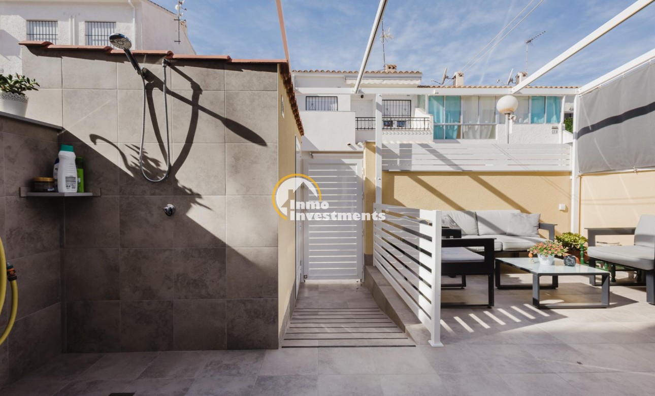 Resale - Bungalow - Torrevieja - Playa de los Naufragos