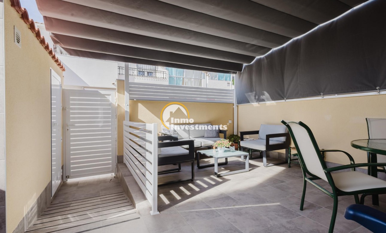 Resale - Bungalow - Torrevieja - Playa de los Naufragos