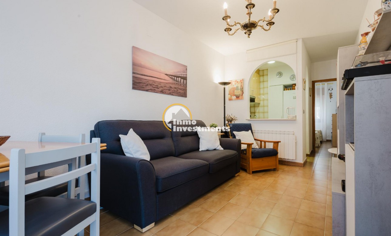 Resale - Bungalow - Torrevieja - Playa de los Naufragos